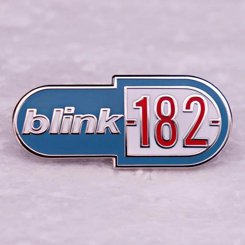 BLINK 192 LOGO ENAMEL BADGE PIN