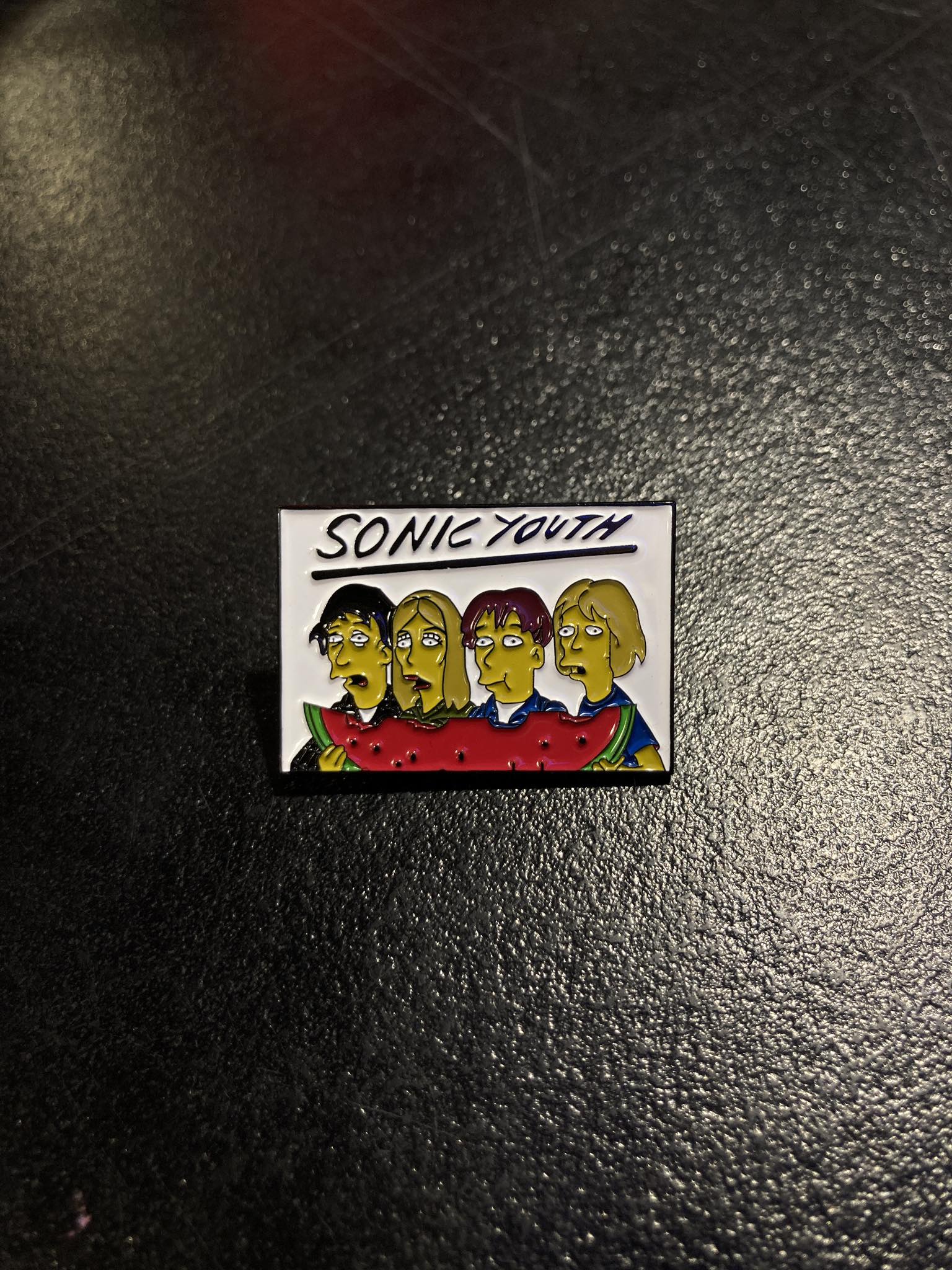SONIC YOUTH ENAMEL BADGE SIMPSONS - Image 2