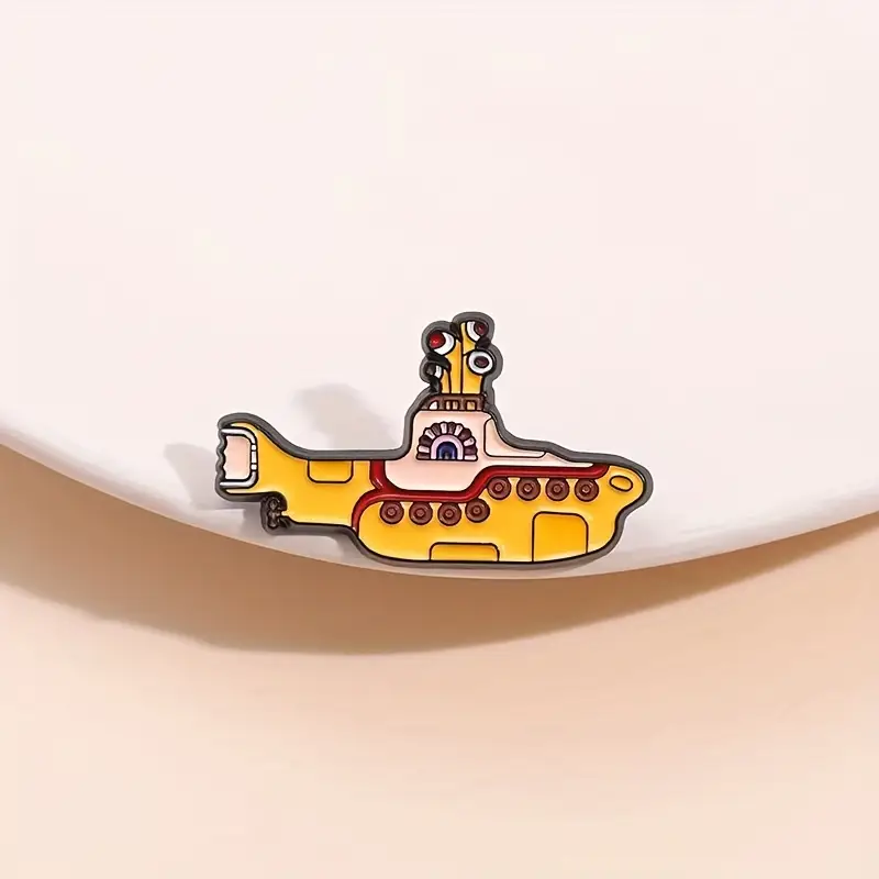 BEATLES PIN BADGE: YELLOW SUBMARINE