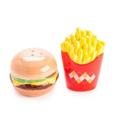 BURGER AND FRIES SALT AND PEPPER SET